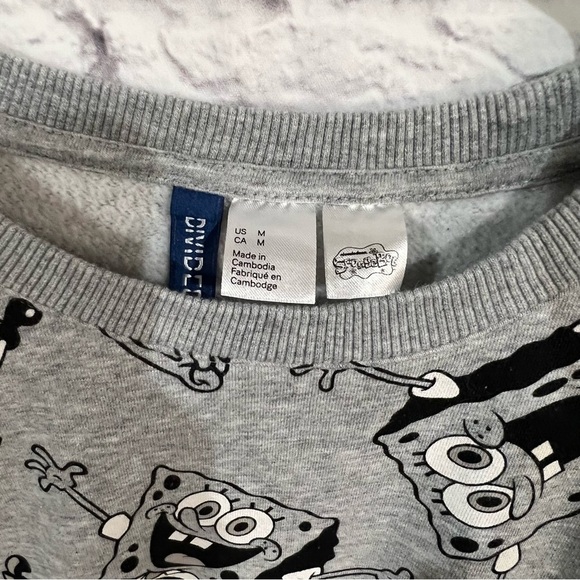 H&M SpongeBob SquarePants collab sweatshirt womens medium grey crewneck - Picture 3 of 5